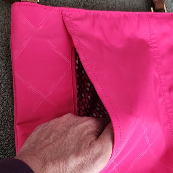 Vera Bradley Crossbody Nylon Bag with Leather Strap in Pink - NWT - Picture 5 of 15